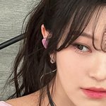 프로미스나인 백<b>지헌</b> 인스타