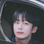 <b>들숨</b>에 멋있고 날숨에 귀여워