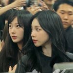 [댓글부탁해] <b>에스파</b> 이사진 <b>지젤</b> 앞에 <b>윈터</b>야 <b>카리나</b>야?