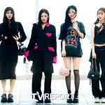 에스파 오늘은 왤케 다 비슷하게입었지