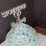 [모두드루와] 뉴진스 스톤헨지 한테 <b>케익</b> 선물받앗네