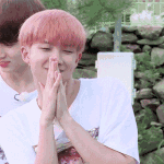 방탄 알엠 웃는거.<b>gif</b>