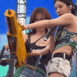 윈터 <b>워터</b>밤 안쏴져서 시무룩한 표정