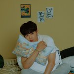 <b>박찬열</b>은 엑소의 얼굴입니다