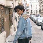 뷔 인스타 올렸다