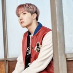 방탄 제이홉 <b>봄날</b>