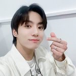 이제 알았는데 방탄 <b>정국</b> 아버지 젊으시네