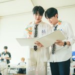 [ZB1] <b>성한빈</b> 가디건 벗음!!!!!!!