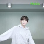 [ZB1] <b>구멍</b>송송찢청