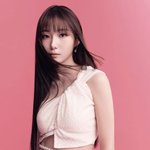 케플러 <b>서영</b>은 야구 복장이 너무 예뻐