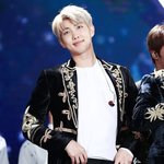 방탄 <b>알</b><b>엠</b>