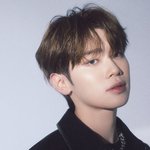 <b>한</b> 아이돌이 직접 디자인한 인이어 시안 <b>상태</b>