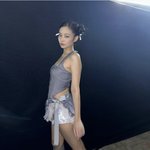 발레코어룩 제니가 <b>유행</b>시킨거