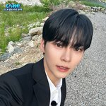 [ZB1] 와 <b>정장</b>셀카 왔다