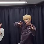 [TXT] 이런 포즈 <b>전문</b>임