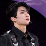 [ZB1] 근데 건욱이 <b>욕</b> 많이 먹었다는거