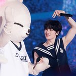 [스키즈] 현진 필릭스(용복) <b>방</b><b>찬</b> 아이엔 리노 승민 한 창빈