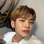 [ZB1] <b>흐엉</b> 태래야 이뻐요