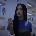 민지 데뷔초 느낌난다