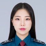 '출근 <b>첫날</b>' 극단 선택 노인 살리고 절도범 검거했다…27세 女순경...