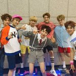 [NCT드림] 손목시린사진