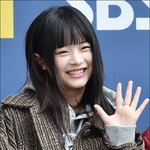 나 <b>풀</b><b>뱅</b>+히메컷 자르니까 좀 뉴진스 하니 닮아짐