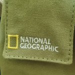 가방을 샀는데 로고가 삐뚤삐뚤해서 환불을 요구했습니다.