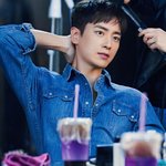 이준혁은 팬덤 뭐 이렇게 <b>작음</b>?