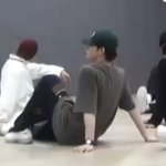 근데 갑자기 궁금한 건