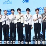 제<b>베원</b> 데뷔 쇼케 사진 뜸