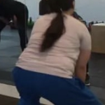 헬스장이 내 사진 도용으로 1인 시위중이야... 환불도 안해줌