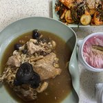 <b>복날</b>을 앞두고 능이백숙