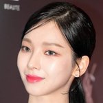 카리나 <b>보정</b>없는 기사사진 모음