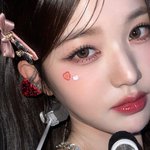 이 사진 <b>이서</b> 닮지 않음?