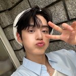 [ZB1] <b>지웅</b>이형 베레모 뭐셔?