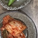 제주 올x국수 김치에 지네