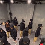 [스키즈] 왁킹팀이지만 <b>스텝</b>은 크게 밟지