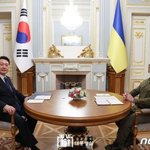 윤 : 젤린스키님 보십시오. 우리나라는 평화롭습니다. <b>재확인</b>