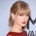 테일러 <b>웬만</b>한 배우보다 더 예쁜 듯