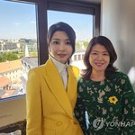 초록은 동색(풀빛과 <b>녹색</b>은 같다) (31)