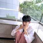 [ZB1] 아 진짜 성한빈 <b>주머니</b>에 넣고 다니고 싶음