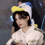 <b>황현진</b> 보고싶다