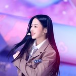 당분간 걸그룹은 뉴진스 <b>독주</b>에