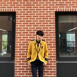 학교에서 화보찍고 있는 은호선배 ㅠ