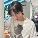얼굴 밖에 안보이는 미모좌 근황