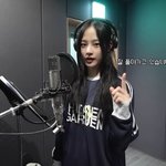 <b>민지</b> 옷 예뻐서 사러 들어갔는데