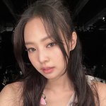 제니 이제 <b>셀카</b> 잘 찍음 ㅋㅎㅋㅎㅋ