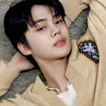 이 날 김규빈 <b>셀카</b> 줘야함