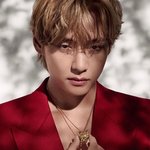 <b>쥬얼리</b>보다 얼굴에 더 눈이 가요...
