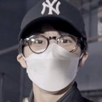 엔시티 마크 진짜 안경이랑 <b>모자</b> 개 잘어울림